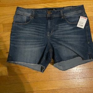 Jean Shorts  Size 16